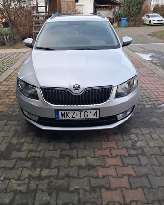 Skoda Octavia cena 43900 przebieg: 112000, rok produkcji 2016 z Kozienice małe 562